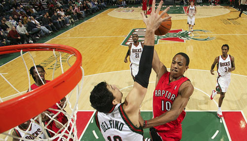 the n b a will add demar derozan to the slam dunk competition which 