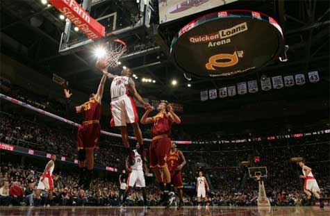 DeRozan dunking in Cleveland.